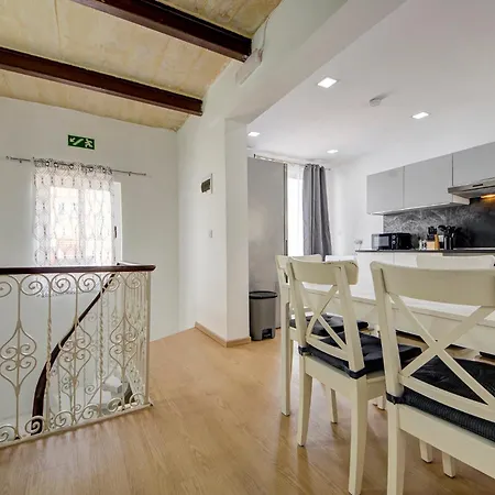 Prime 3br Townhouse Near Sliema Ferry * Gzira