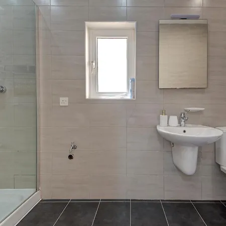 Prime 3br Townhouse Near Sliema Ferry * Gzira