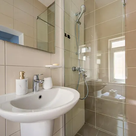 Prime 3br Townhouse Near Sliema Ferry *