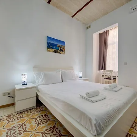 Prime 3br Townhouse Near Sliema Ferry * Gzira